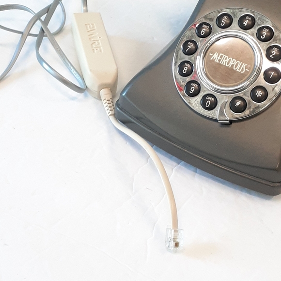 Metropolis Conair Rotary Push Button Style Phone With 2Wire DSL Filter - Picture 14 of 16